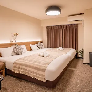 Lite House Shinsaibashi Iv 3* 오사카